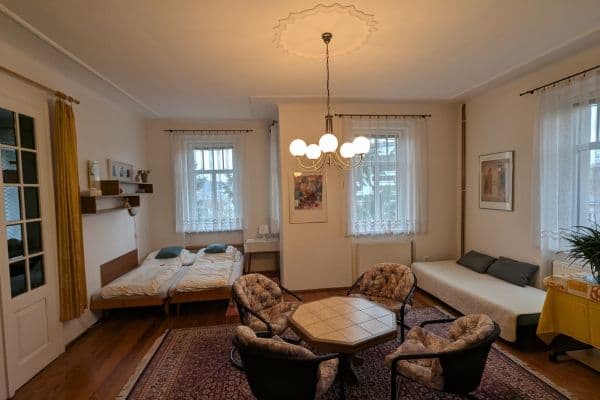 2 bedroom with open-plan kitchen flat to rent, 110 m², Rooseveltova, Ústí nad Labem 2 bedroom with open-plan kitchen flat to rent, 110 m², Rooseveltova, Ústí nad Labem