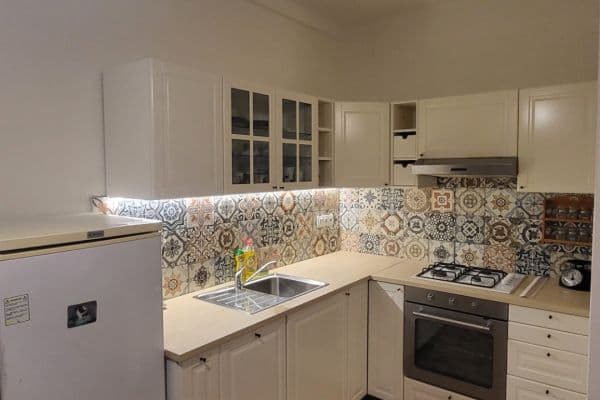 1 bedroom with open-plan kitchen flat to rent, 45 m², Humpolecká, Praha 1 bedroom with open-plan kitchen flat to rent, 45 m², Humpolecká, Praha