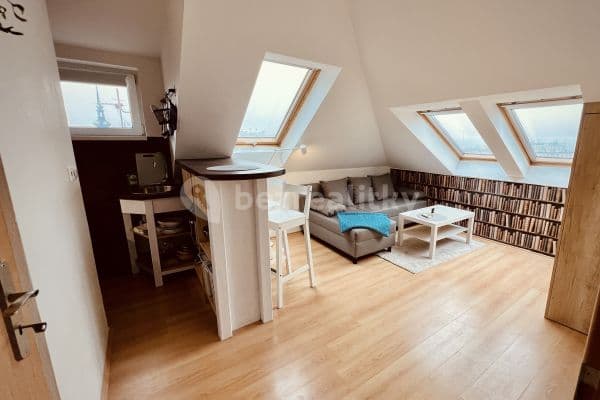 Studio flat to rent, 35 m², Vídeňská, Brno Studio flat to rent, 35 m², Vídeňská, Brno