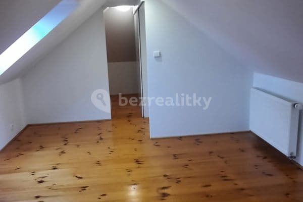 3 bedroom flat to rent, 105 m², U Strže, Hlavní město Praha 3 bedroom flat to rent, 105 m², U Strže, Hlavní město Praha