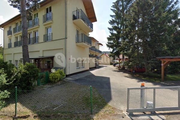 Studio flat to rent, 30 m², Slapy Studio flat to rent, 30 m², Slapy