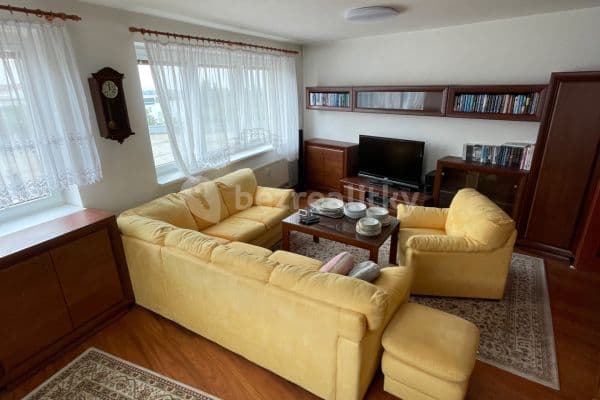 1 bedroom with open-plan kitchen flat to rent, 72 m², Jírova, Brno 1 bedroom with open-plan kitchen flat to rent, 72 m², Jírova, Brno