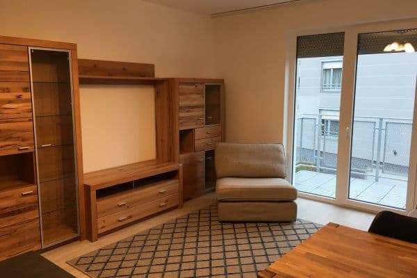 1 bedroom with open-plan kitchen flat to rent, 59 m², Lačnovská, Praha 1 bedroom with open-plan kitchen flat to rent, 59 m², Lačnovská, Praha