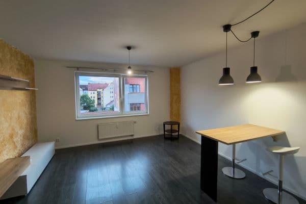 Studio flat to rent, 32 m², Pichlova, Pardubice, Pardubický Region Studio flat to rent, 32 m², Pichlova, Pardubice, Pardubický Region