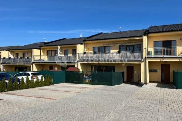 2 bedroom with open-plan kitchen flat for sale, 70 m², Nová, Kouřim 2 bedroom with open-plan kitchen flat for sale, 70 m², Nová, Kouřim