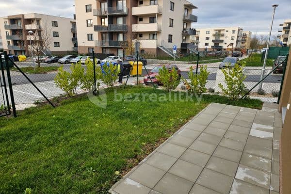 1 bedroom with open-plan kitchen flat to rent, 56 m², Armádní, Milovice 1 bedroom with open-plan kitchen flat to rent, 56 m², Armádní, Milovice
