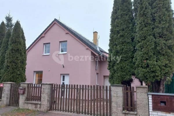 house to rent, 100 m², Ctiněveská, Praha house to rent, 100 m², Ctiněveská, Praha