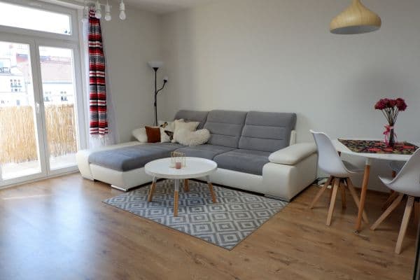 2 bedroom with open-plan kitchen flat to rent, 78 m², Sudoměřská, Hlavní město Praha 2 bedroom with open-plan kitchen flat to rent, 78 m², Sudoměřská, Hlavní město Praha