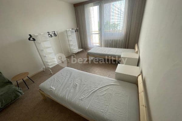 1 bedroom with open-plan kitchen flat to rent, 85 m², Lonkova, Pardubice 1 bedroom with open-plan kitchen flat to rent, 85 m², Lonkova, Pardubice