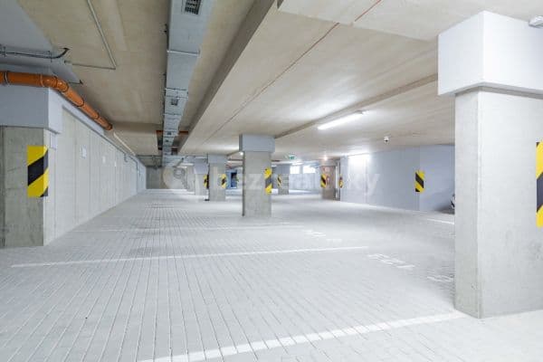 garage to rent, 12 m², U Pergamenky,  garage to rent, 12 m², U Pergamenky,