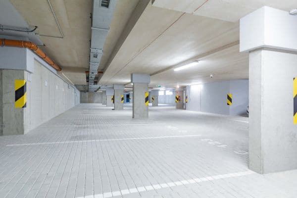 garage to rent, 12 m², U Pergamenky, garage to rent, 12 m², U Pergamenky,