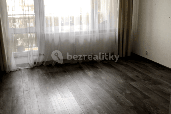3 bedroom flat to rent, 63 m², Valachův žleb, Zlín 3 bedroom flat to rent, 63 m², Valachův žleb, Zlín