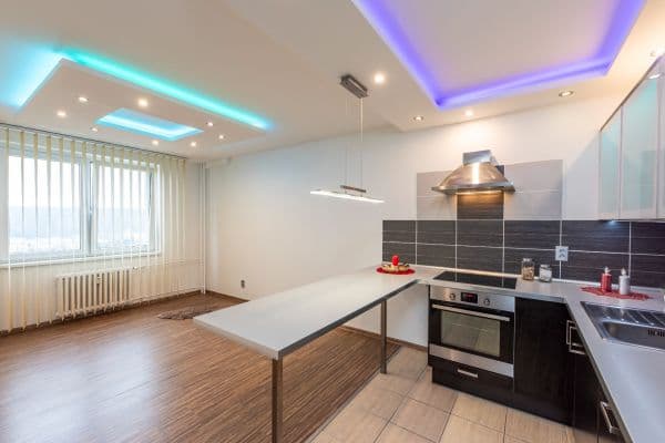1 bedroom with open-plan kitchen flat to rent, 39 m², Štúrova, Hlavní město Praha 1 bedroom with open-plan kitchen flat to rent, 39 m², Štúrova, Hlavní město Praha