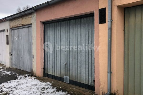 garage for sale, 18 m², Mělník, Středočeský Region garage for sale, 18 m², Mělník, Středočeský Region