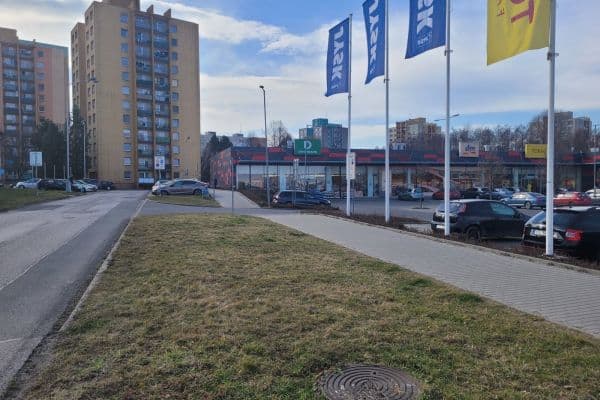non-residential property to rent, 32 m², Okružní, non-residential property to rent, 32 m², Okružní,