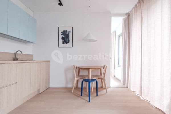 2 bedroom flat to rent, 37 m², Račianska, Nové Mesto 2 bedroom flat to rent, 37 m², Račianska, Nové Mesto