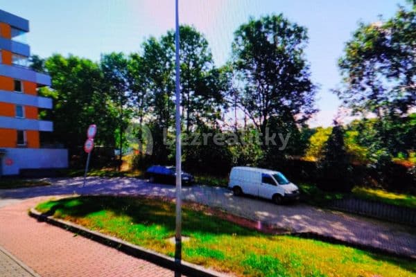 garage for sale, 14 m², Ungarova, Hlavní město Praha garage for sale, 14 m², Ungarova, Hlavní město Praha