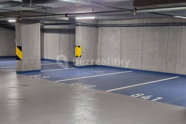 garage to rent, 13 m², Praha garage to rent, 13 m², Praha