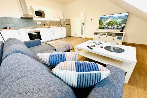 1 bedroom with open-plan kitchen flat to rent, 50 m², Havlíčkova, Jihlava, Vysočina Region 1 bedroom with open-plan kitchen flat to rent, 50 m², Havlíčkova, Jihlava, Vysočina Region