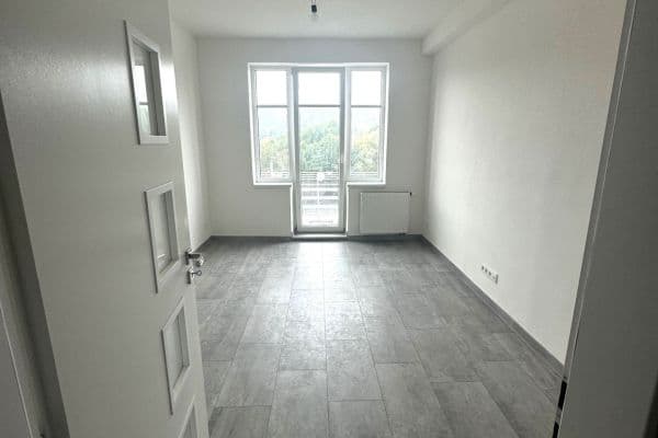 2 bedroom flat to rent, 60 m², Sokolovská, Karlovy Vary 2 bedroom flat to rent, 60 m², Sokolovská, Karlovy Vary