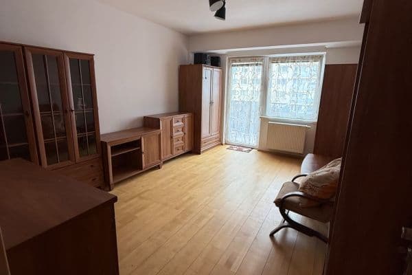 Studio flat to rent, 35 m², Malkovského, Praha Studio flat to rent, 35 m², Malkovského, Praha