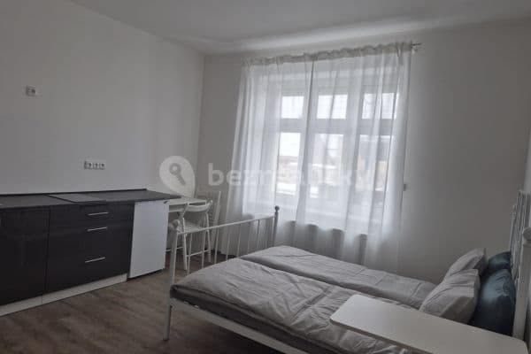 Studio flat to rent, 20 m², Bělohorská, Praha Studio flat to rent, 20 m², Bělohorská, Praha