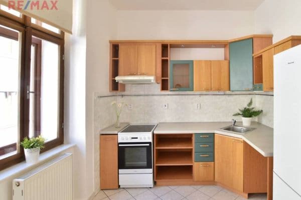 2 bedroom flat to rent, 75 m², Česká, České Budějovice 2 bedroom flat to rent, 75 m², Česká, České Budějovice