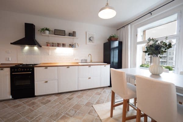 2 bedroom flat to rent, 106 m², Novákových, Praha 2 bedroom flat to rent, 106 m², Novákových, Praha