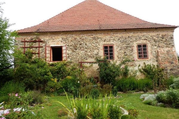 recreational property to rent, 0 m², Hlohovice - Svinná recreational property to rent, 0 m², Hlohovice - Svinná