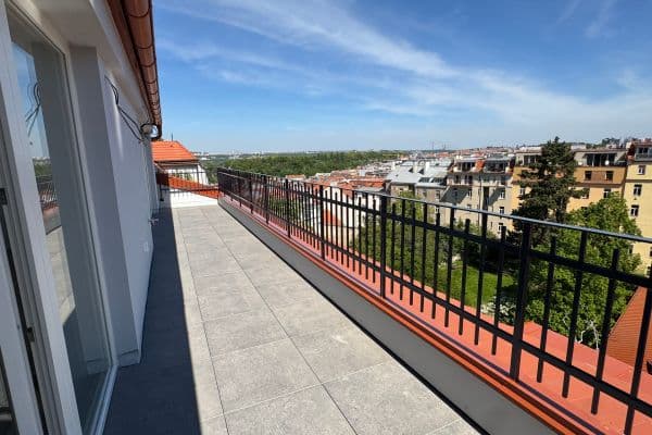 4 bedroom with open-plan kitchen flat to rent, 153 m², Chvalova, Prague, Prague 4 bedroom with open-plan kitchen flat to rent, 153 m², Chvalova, Prague, Prague