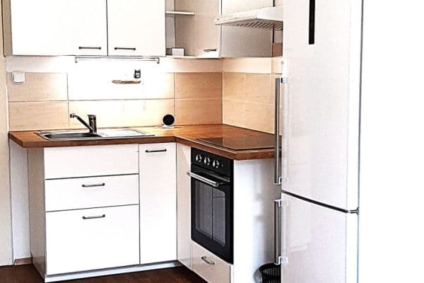 1 bedroom with open-plan kitchen flat to rent, 48 m², náměstí Dr. Václava Holého, Praha 1 bedroom with open-plan kitchen flat to rent, 48 m², náměstí Dr. Václava Holého, Praha