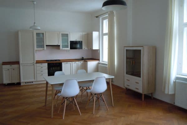 2 bedroom with open-plan kitchen flat to rent, 119 m², Vratislavova, Praha 2 bedroom with open-plan kitchen flat to rent, 119 m², Vratislavova, Praha