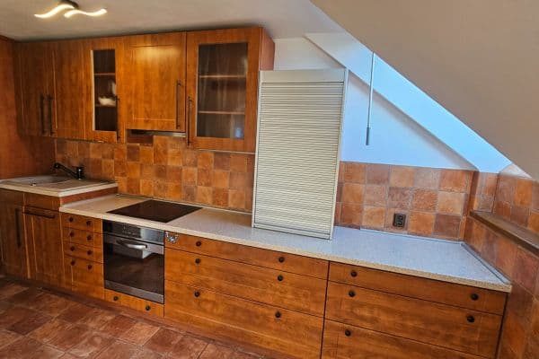 house to rent, 99 m², náměstí 5. května, Jinočany, Středočeský Region house to rent, 99 m², náměstí 5. května, Jinočany, Středočeský Region