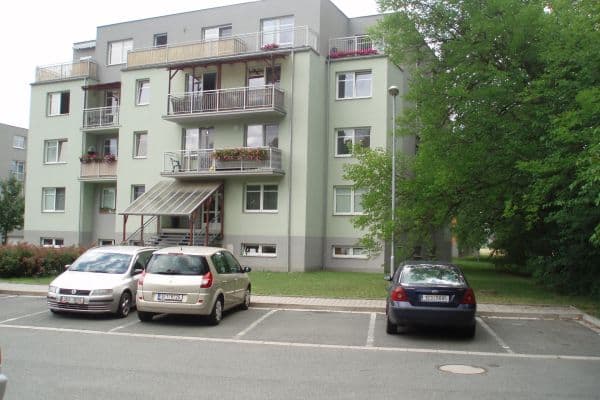 1 bedroom with open-plan kitchen flat to rent, 47 m², Dubová, Pardubice 1 bedroom with open-plan kitchen flat to rent, 47 m², Dubová, Pardubice