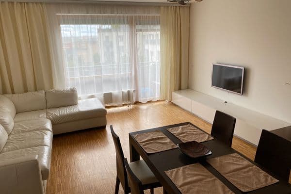 1 bedroom with open-plan kitchen flat to rent, 68 m², Univerzitní, Praha 1 bedroom with open-plan kitchen flat to rent, 68 m², Univerzitní, Praha