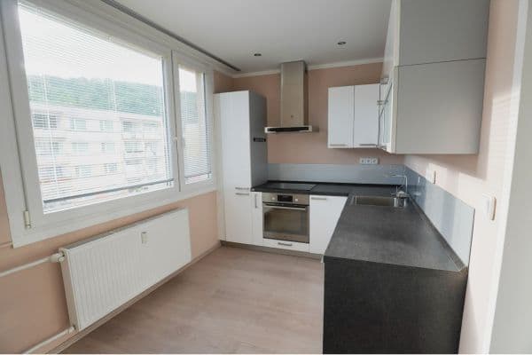 2 bedroom flat for sale, 61 m², Sídliště II, Povrly 2 bedroom flat for sale, 61 m², Sídliště II, Povrly