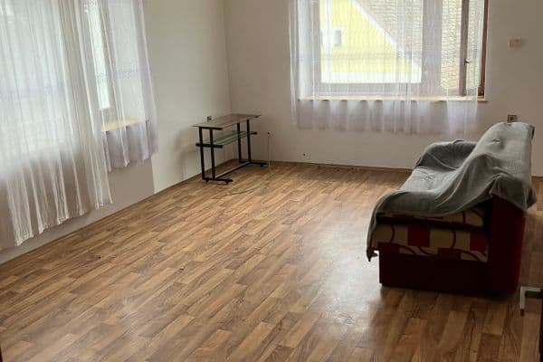 Studio flat to rent, 44 m², Velimská, Sokoleč Studio flat to rent, 44 m², Velimská, Sokoleč