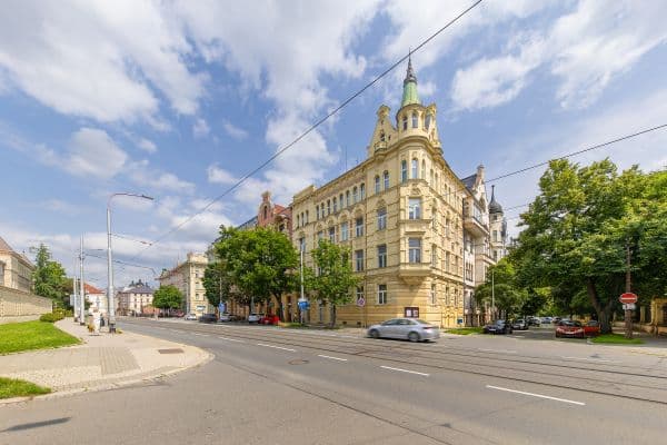 3 bedroom with open-plan kitchen flat for sale, 136 m², Havlíčkova, 3 bedroom with open-plan kitchen flat for sale, 136 m², Havlíčkova,