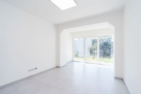 Studio flat to rent, 22 m², Na Vysočanských vinicích, Hlavní město Praha Studio flat to rent, 22 m², Na Vysočanských vinicích, Hlavní město Praha