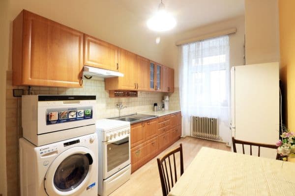 2 bedroom flat to rent, 71 m², Husova, 2 bedroom flat to rent, 71 m², Husova,