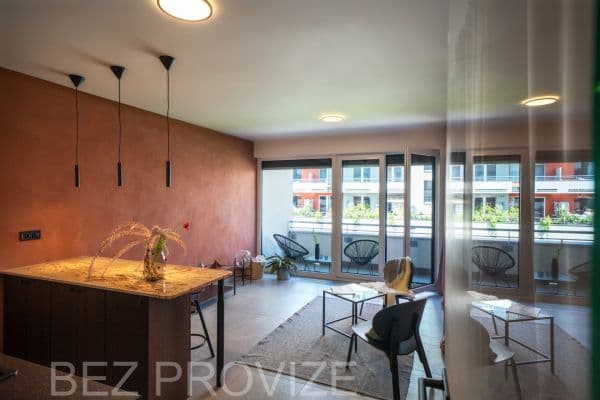 Studio flat to rent, 34 m², Pavla Beneše, Praha Studio flat to rent, 34 m², Pavla Beneše, Praha