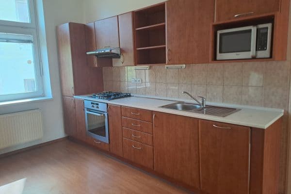 2 bedroom flat to rent, 67 m², U Balabenky, Praha 2 bedroom flat to rent, 67 m², U Balabenky, Praha