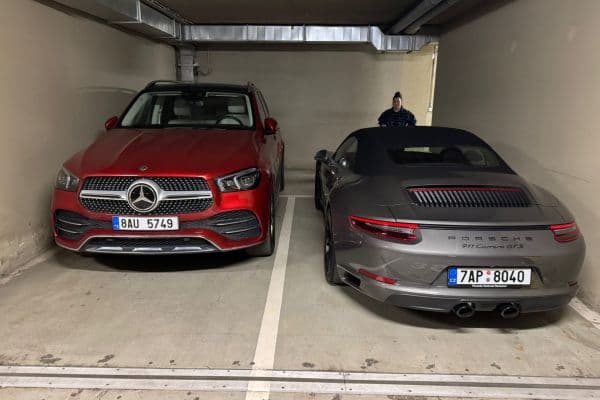 garage to rent, 34 m², Korunní, Prague garage to rent, 34 m², Korunní, Prague