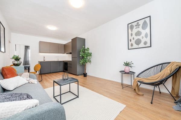 2 bedroom with open-plan kitchen flat for sale, 58 m², Počernická, Hlavní město Praha 2 bedroom with open-plan kitchen flat for sale, 58 m², Počernická, Hlavní město Praha