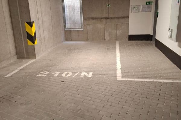 garage to rent, 12 m², Zásadská, Prague, Prague garage to rent, 12 m², Zásadská, Prague, Prague