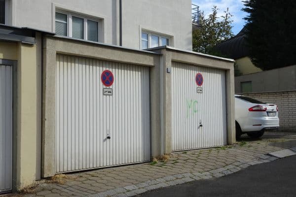 garage to rent, 15 m², Praha garage to rent, 15 m², Praha