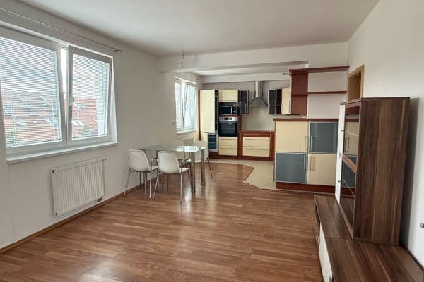2 bedroom with open-plan kitchen flat to rent, 82 m², Formánkova, Tišnov 2 bedroom with open-plan kitchen flat to rent, 82 m², Formánkova, Tišnov