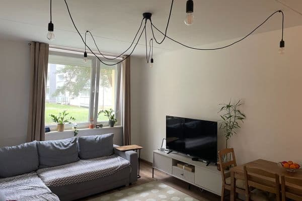 2 bedroom with open-plan kitchen flat to rent, 66 m², Mládežnická, Kladno 2 bedroom with open-plan kitchen flat to rent, 66 m², Mládežnická, Kladno