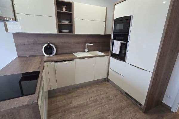2 bedroom with open-plan kitchen flat to rent, 69 m², Do Zahrádek Ⅰ, Hlavní město Praha 2 bedroom with open-plan kitchen flat to rent, 69 m², Do Zahrádek Ⅰ, Hlavní město Praha