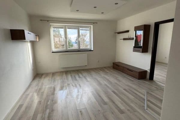 1 bedroom with open-plan kitchen flat to rent, 64 m², Luční, Lázně Kynžvart 1 bedroom with open-plan kitchen flat to rent, 64 m², Luční, Lázně Kynžvart